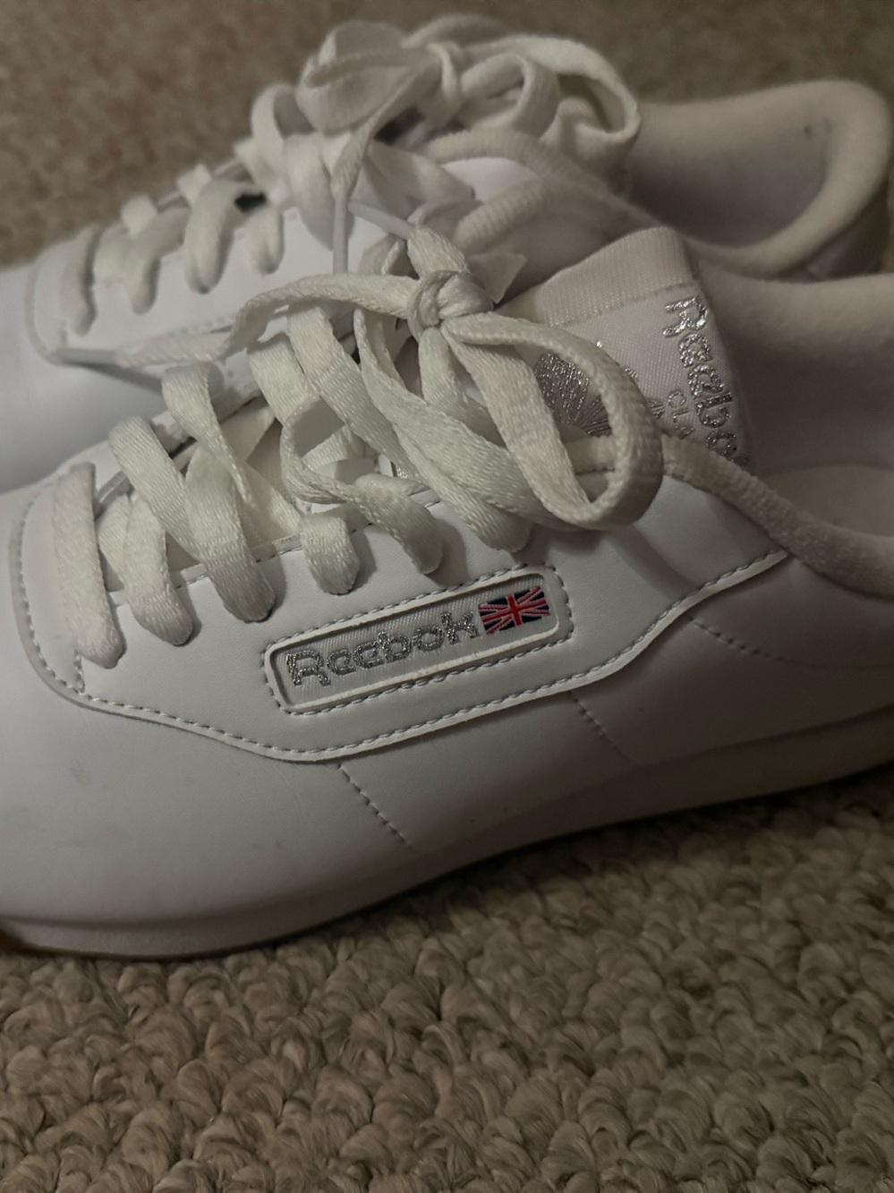 Reebok women's White Leather Low-Top Sneakers with Silver Logo